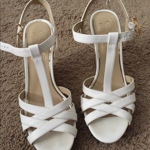White Wedges